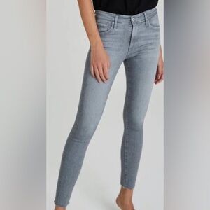 AG NWOT Farrah Skinny Crop Raw Hem w/Slit Vent Anke High-Rise Gray Stretch Jeans